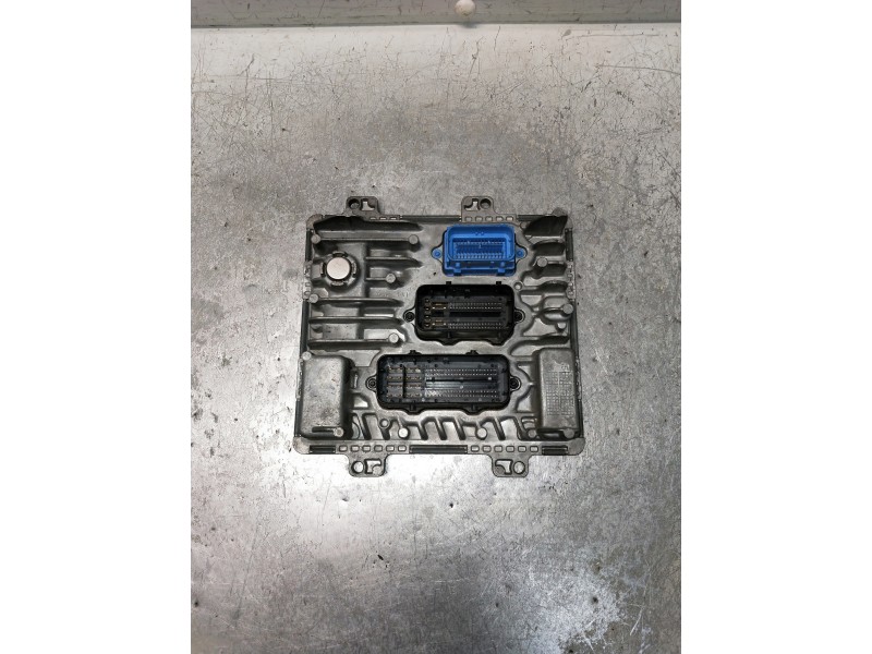 Recambio de centralita motor uce para opel astra k lim. 5türig referencia OEM IAM 55500630 395357783 55498848