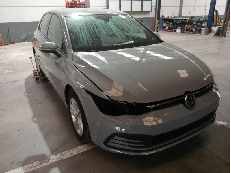 volkswagen golf viii lim. (cd1) del año 2022