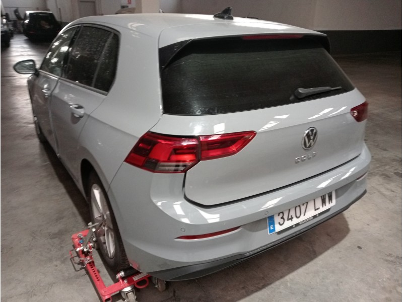 volkswagen golf viii lim. (cd1) del año 2022