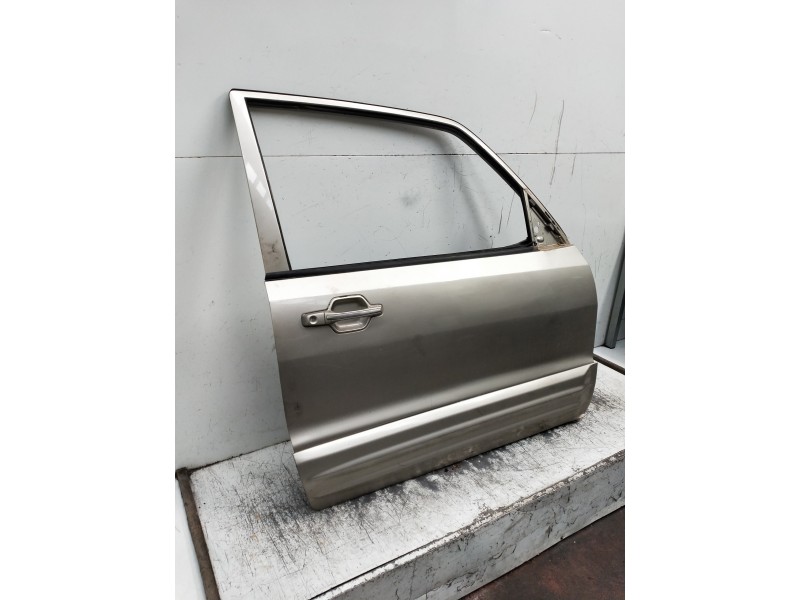 Recambio de puerta delantera derecha para mitsubishi montero (v60/v70) referencia OEM IAM   3P