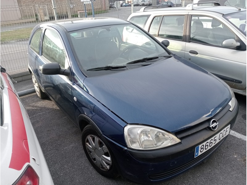 opel corsa c del año 2002