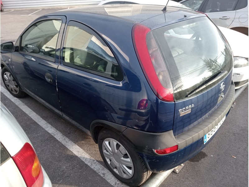 opel corsa c del año 2002