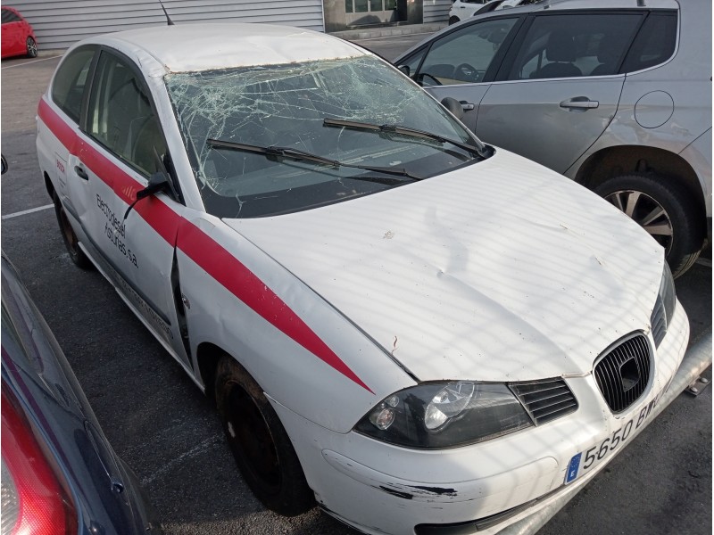 seat ibiza (6l1) del año 2002
