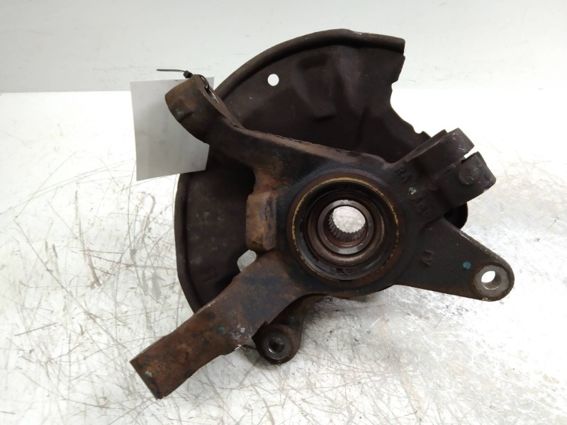 Recambio de mangueta delantera derecha para kia carens 1.8 cat referencia OEM IAM   