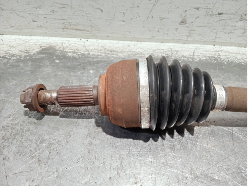 Recambio de transmision delantera derecha para renault megane ii berlina 5p referencia OEM IAM 8200790517 EBJ95BT128 