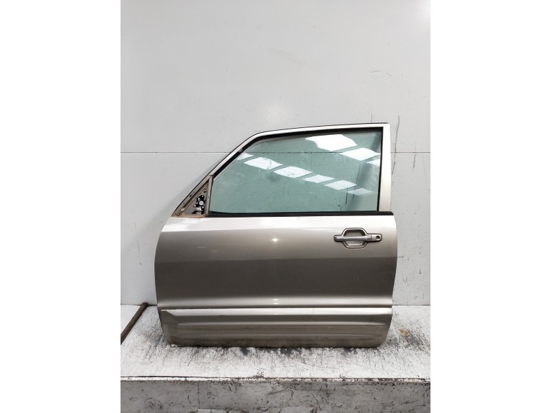 Recambio de puerta delantera izquierda para mitsubishi montero (v60/v70) referencia OEM IAM   3P