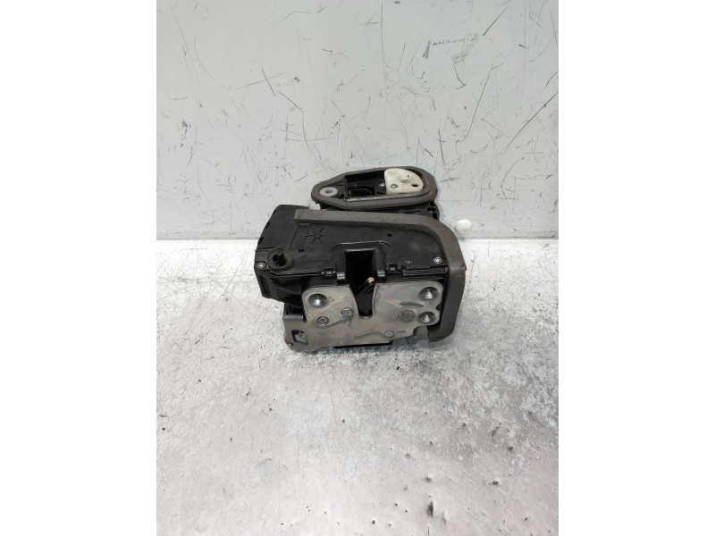 Recambio de motor cierre centralizado trasero derecho para opel astra k lim. 5türig referencia OEM IAM 13507135 C303907218S 2759