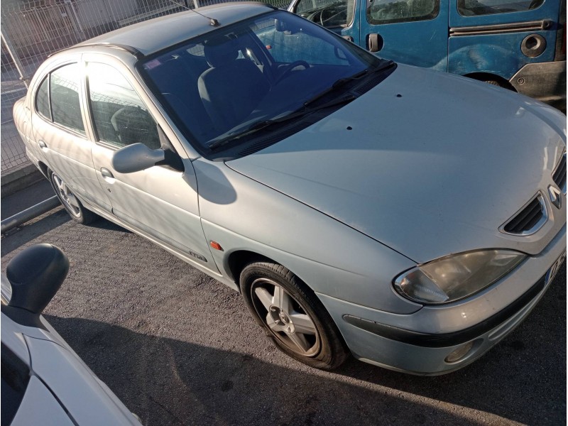 renault megane i fase 2 classic (la..) del año 2000