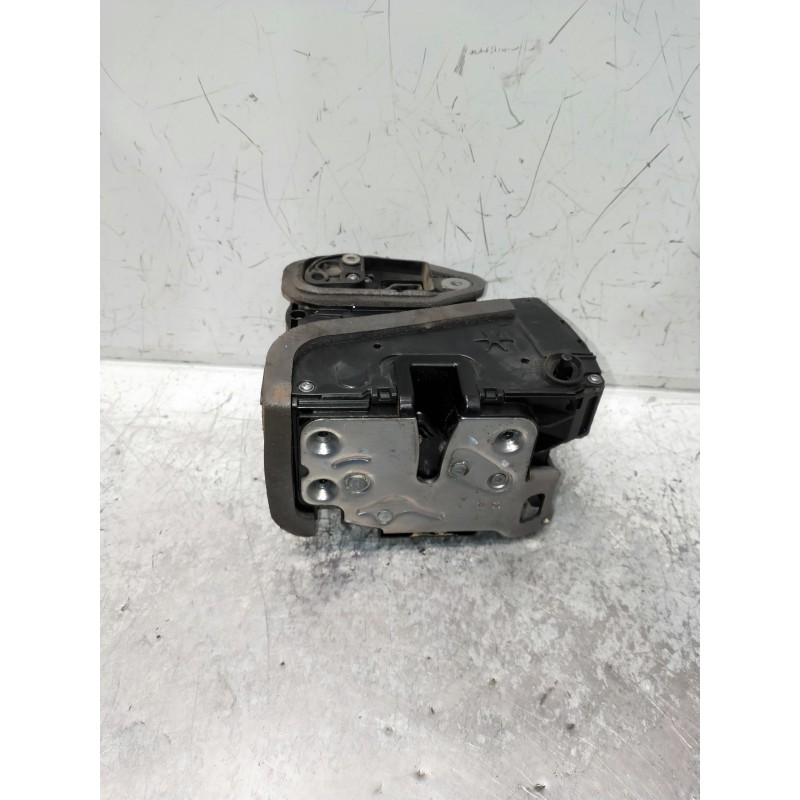 Recambio de motor cierre centralizado trasero izquierdo para opel astra k lim. 5türig referencia OEM IAM 13507143 C303907318S. E