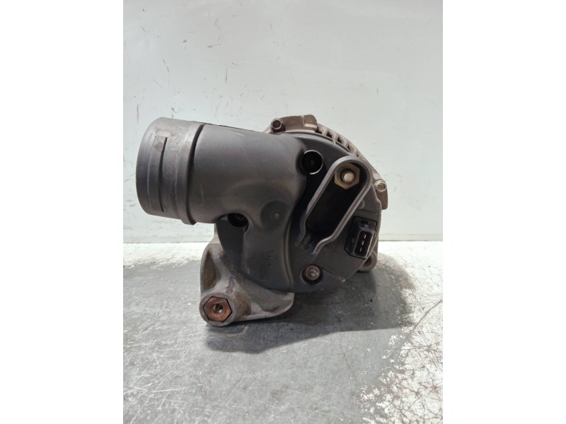 Recambio de alternador para bmw serie 5 berlina (e39) referencia OEM IAM 1432978 2541912A A13VI160