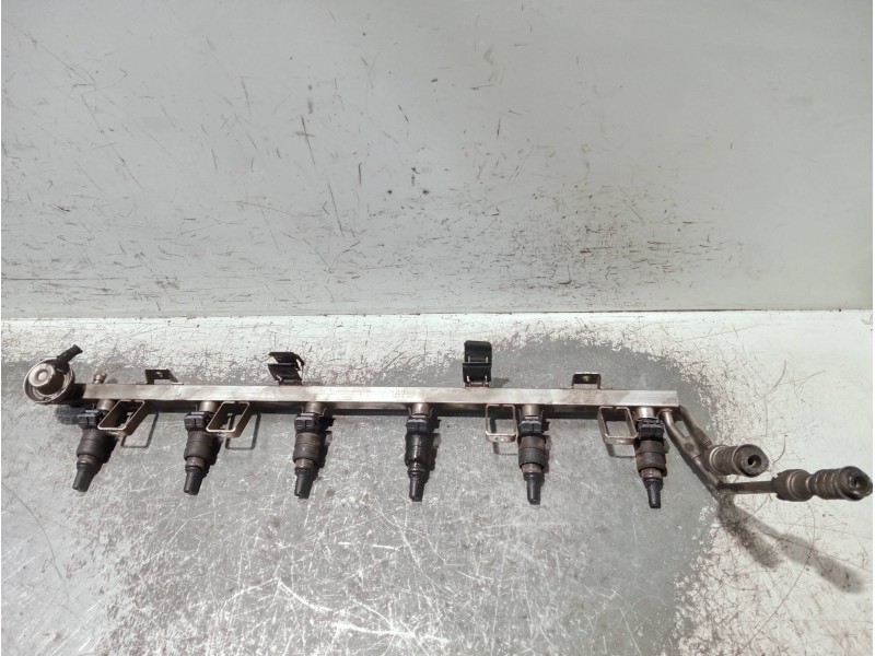 Recambio de rampa inyectora para bmw serie 5 berlina (e39) referencia OEM IAM 14279851353  