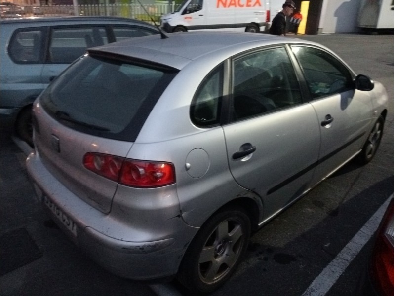 seat ibiza (6l1) del año 2004