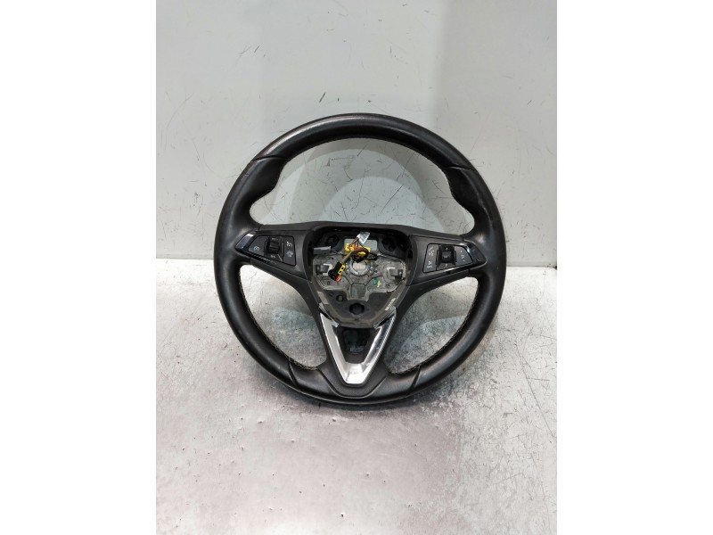 Recambio de volante para opel astra k lim. 5türig referencia OEM IAM 34210940A 34200834D 