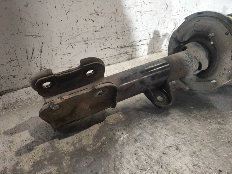 Recambio de amortiguador delantero izquierdo para hyundai santa fe (bm) 2.2 crdi style 4x4 referencia OEM IAM 546502B510  