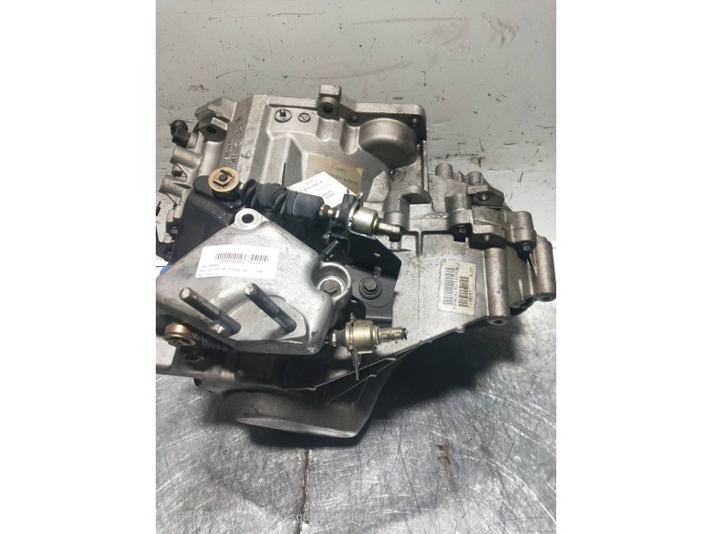 Recambio de caja cambios para volvo s40 berlina 1.9 diesel cat referencia OEM IAM P30616141 T138057 M56L2