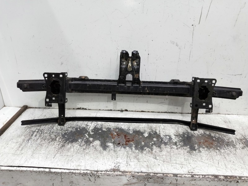 Recambio de refuerzo paragolpes delantero para volkswagen touran (5t1) referencia OEM IAM   