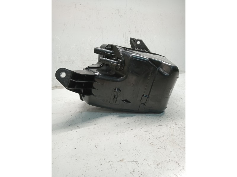 Recambio de deposito combustible para volkswagen caddy furgón/kombi referencia OEM IAM 5R3131877C 0444040022 5Q0131969E ADBLU