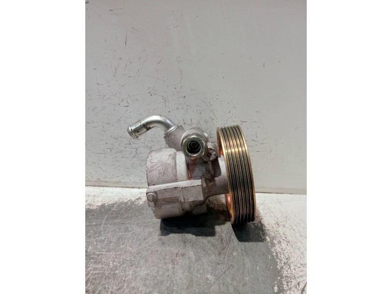 Recambio de bomba direccion para citroen berlingo referencia OEM IAM 13633834  