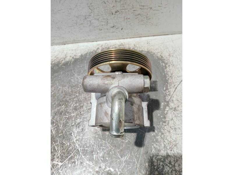 Recambio de bomba direccion para citroen berlingo referencia OEM IAM 13633834  