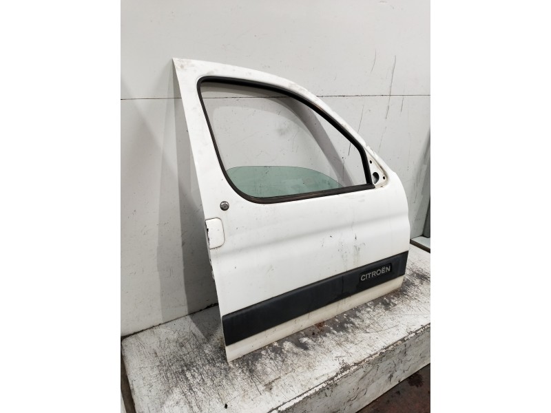 Recambio de puerta delantera derecha para citroen berlingo referencia OEM IAM   4P
