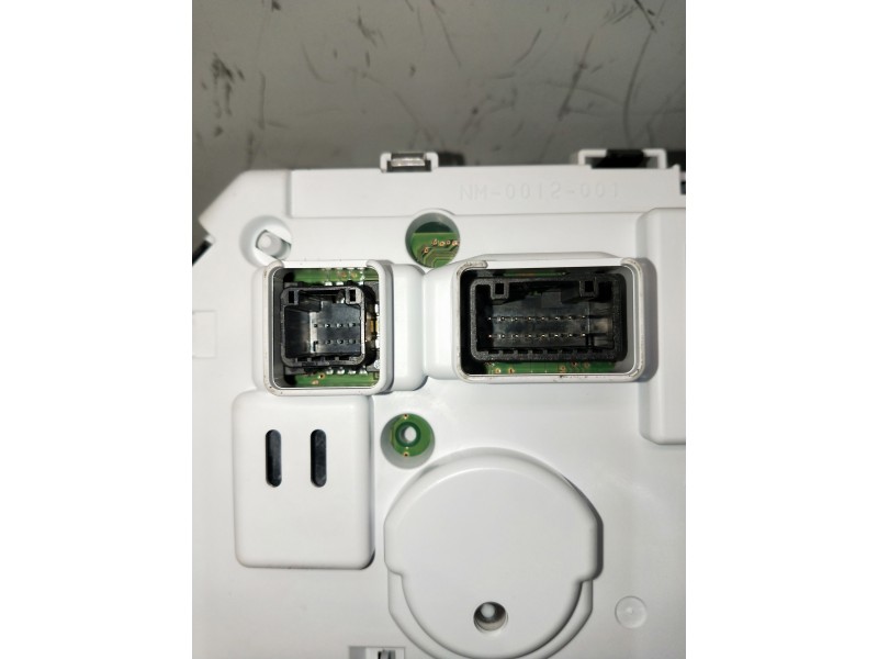 Recambio de cuadro instrumentos para nissan leaf referencia OEM IAM 992811SN0 248105SH2A NM0013121