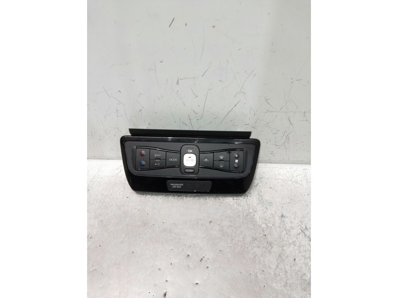 Recambio de mando calefaccion / aire acondicionado para nissan leaf referencia OEM IAM 275005SE0B T60466BE 