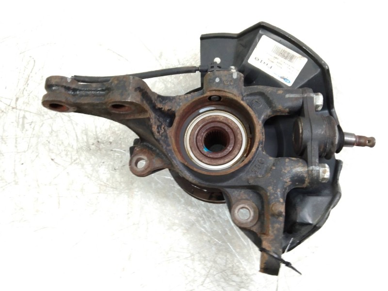 Recambio de mangueta delantera izquierda para kia carens (un) 2.0 crdi referencia OEM IAM   