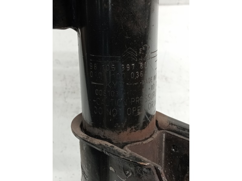 Recambio de amortiguador delantero derecho para citroen c4 picasso referencia OEM IAM 9810539780  