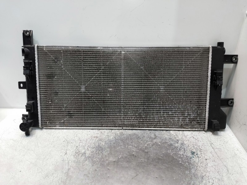 Recambio de radiador agua para nissan leaf referencia OEM IAM 214105SH0A  