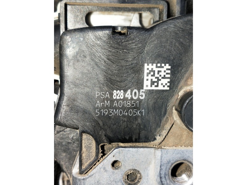 Recambio de motor cierre centralizado delantero derecho para citroen berlingo cuadro referencia OEM IAM PSA828405  4P