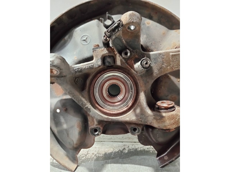 Recambio de mangueta trasera izquierda para mercedes clase clk (w208) coupe referencia OEM IAM A2021005  