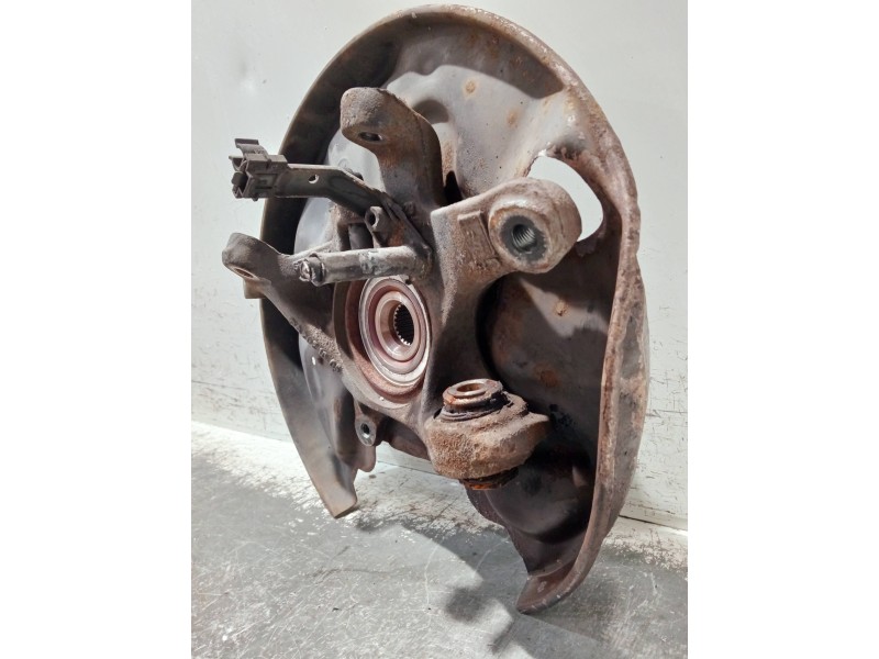 Recambio de mangueta trasera izquierda para mercedes clase clk (w208) coupe referencia OEM IAM A2021005  