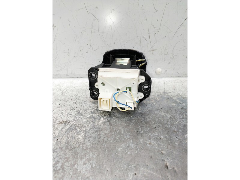 Recambio de palanca cambio para nissan leaf referencia OEM IAM 75C800  