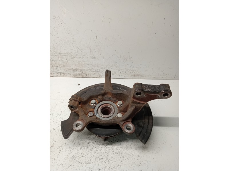 Recambio de mangueta delantera izquierda para nissan leaf referencia OEM IAM   