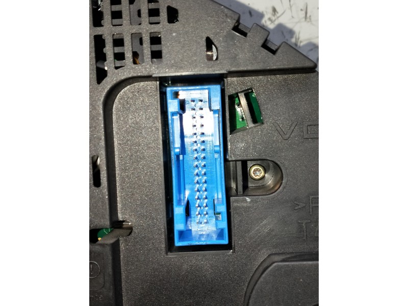 Recambio de cuadro instrumentos para audi a6 avant (4b5) referencia OEM IAM 110080128004 4B0920933M 