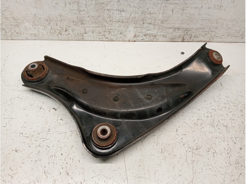 Recambio de brazo suspension inferior delantero derecho para nissan leaf referencia OEM IAM   