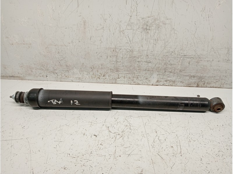 Recambio de amortiguador trasero izquierdo para nissan leaf referencia OEM IAM 562105SJ1A  