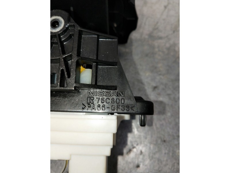 Recambio de palanca cambio para nissan leaf referencia OEM IAM 75C800  