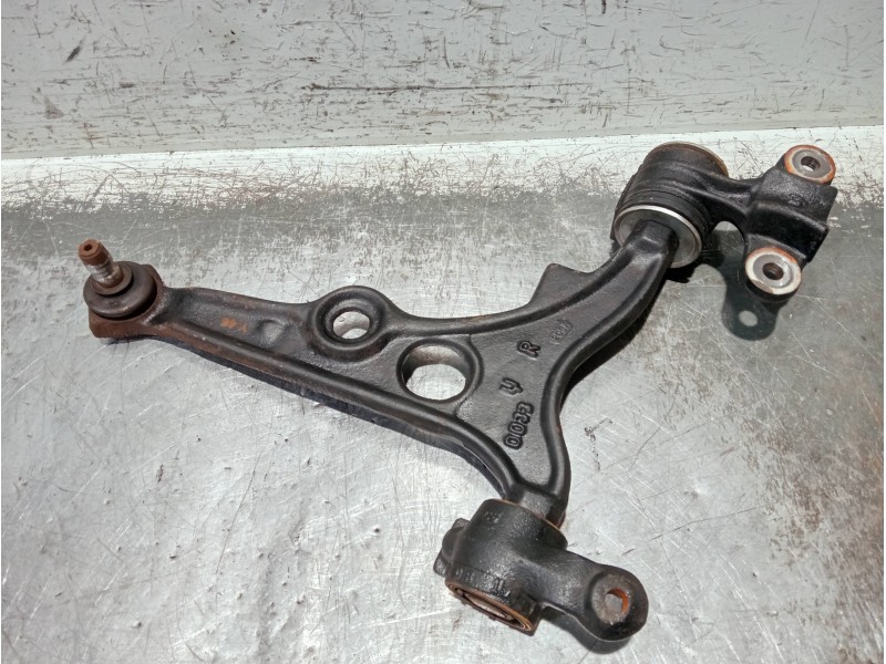 Recambio de brazo suspension inferior delantero derecho para peugeot expert kombi referencia OEM IAM   