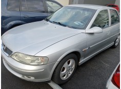 opel vectra b berlina del año 1999
