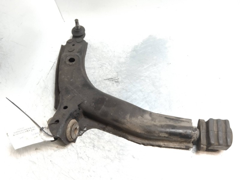 Recambio de brazo suspension inferior delantero derecho para opel kadett e 1.6 referencia OEM IAM   