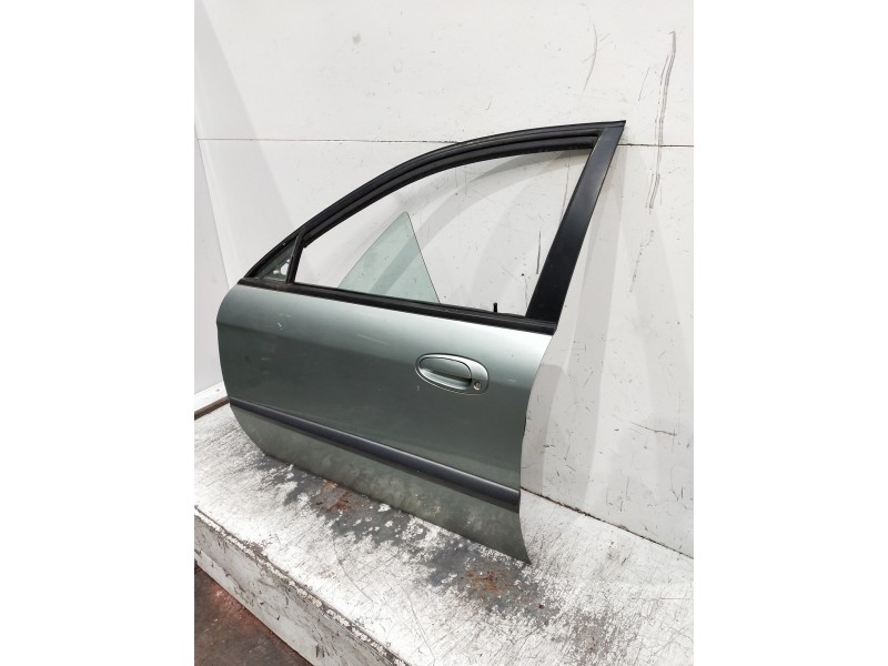 Recambio de puerta delantera izquierda para daewoo evanda referencia OEM IAM   4P