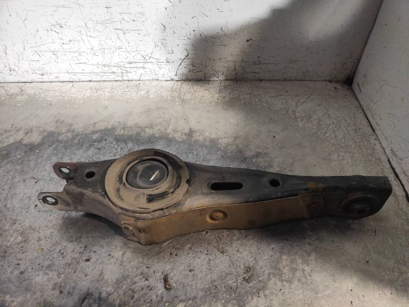 Recambio de brazo suspension inferior trasero derecho para hyundai santa fe (bm) 2.2 crdi style 4x4 referencia OEM IAM   552402P