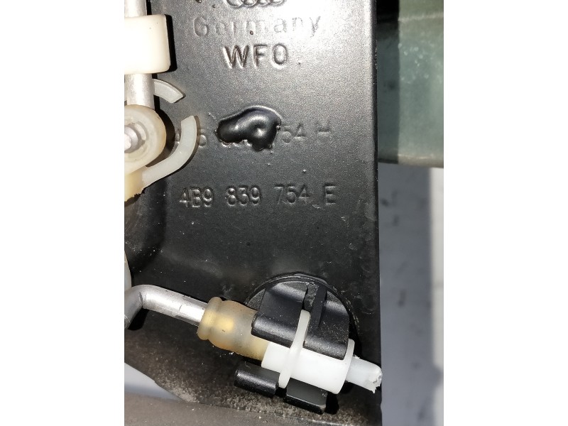 Recambio de elevalunas trasero derecho para audi a6 avant (4b5) referencia OEM IAM 4B9839745E  