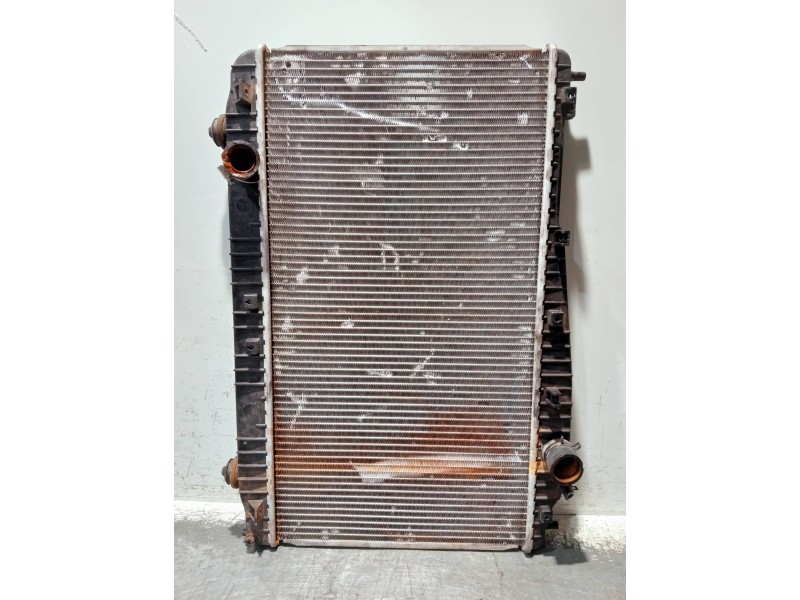 Recambio de radiador agua para daewoo evanda referencia OEM IAM 96475475  