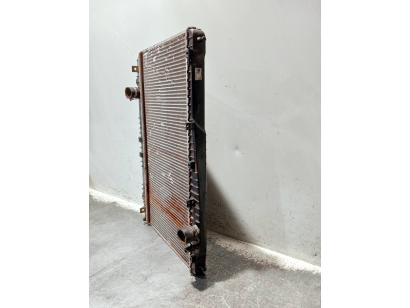 Recambio de radiador agua para daewoo evanda referencia OEM IAM 96475475  