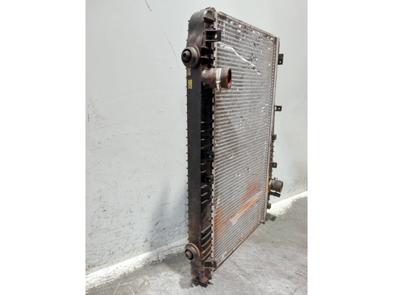 Recambio de radiador agua para daewoo evanda referencia OEM IAM 96475475  