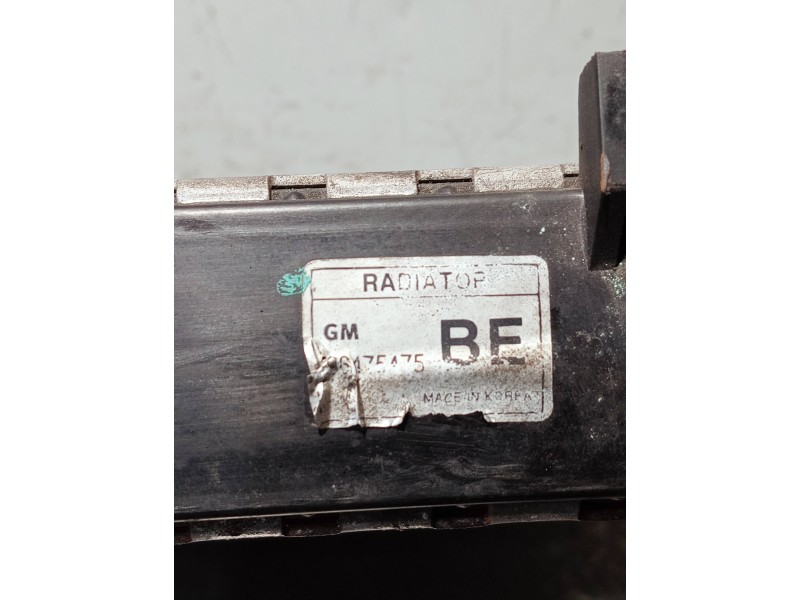 Recambio de radiador agua para daewoo evanda referencia OEM IAM 96475475  