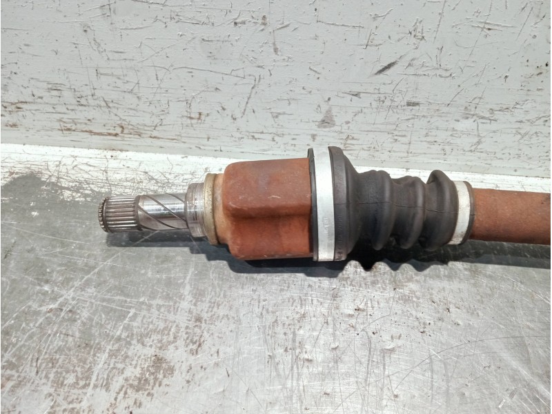 Recambio de transmision delantera izquierda para renault scenic ii referencia OEM IAM 8200575489  