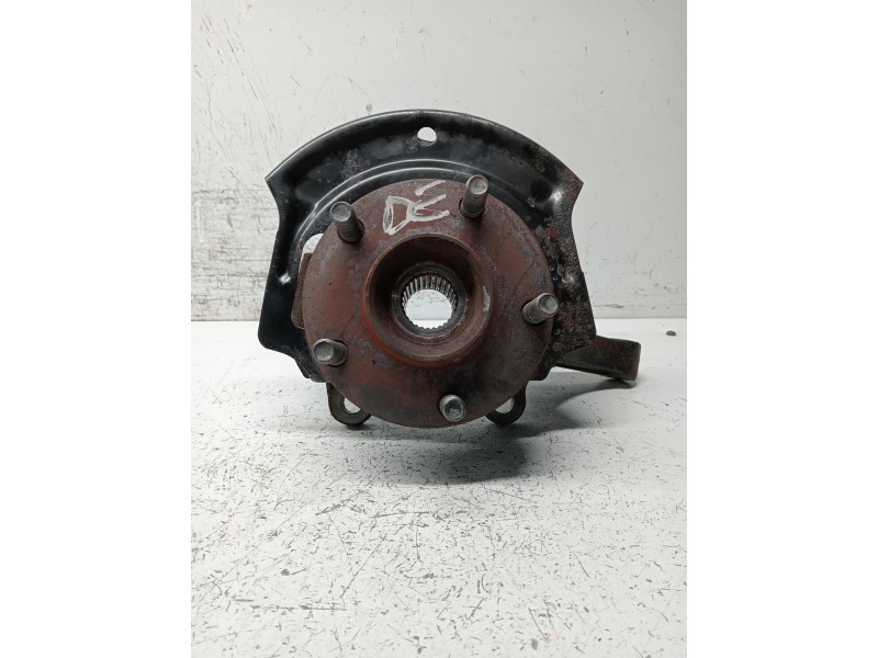 Recambio de mangueta delantera derecha para nissan x-trail (t30) referencia OEM IAM   